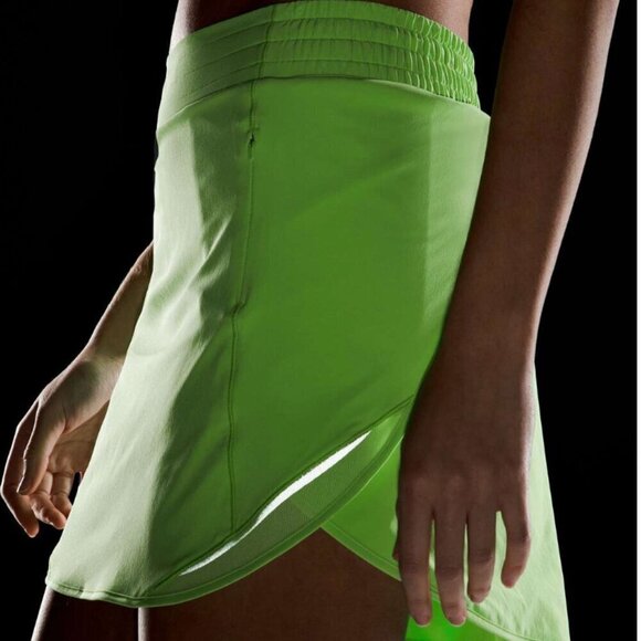 Lululemon Hotty Hot High-Rise Skirt *Long Scream Green Light - Picture 7 of 7
